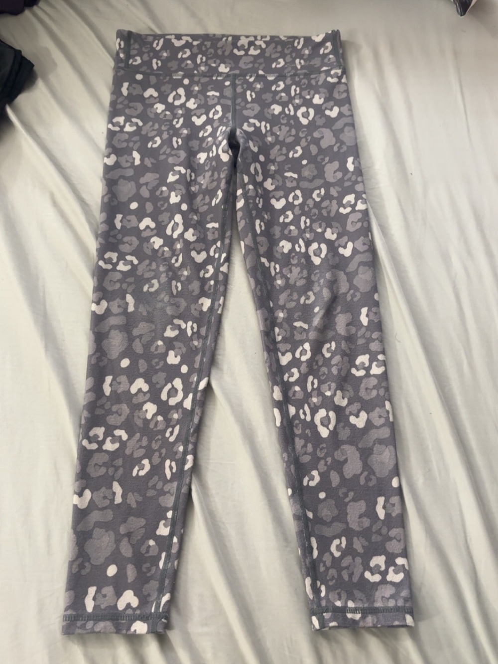 Eddie Bauer Charcoal Leopard Print Kids Leggings